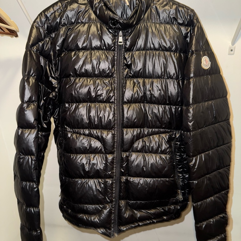 Moncler Black Acorus Packable Short Down Jacket